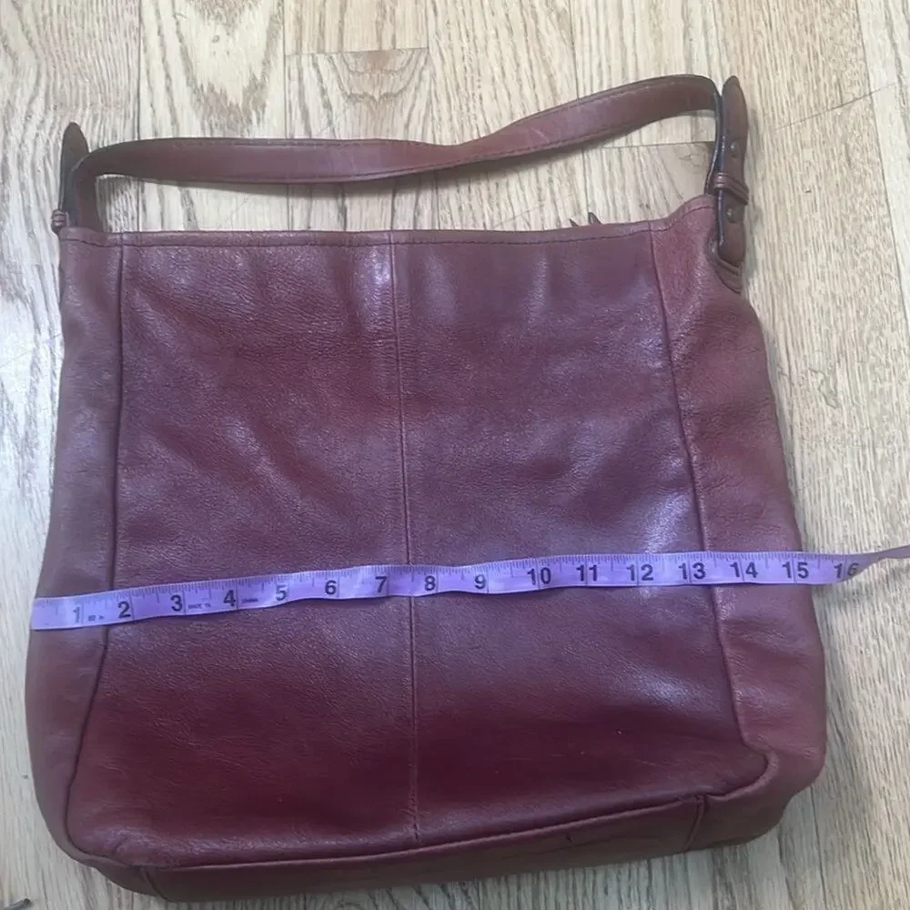 WILSONS RICHARD HOBO LEATHER ZIP FRONT BAG‎